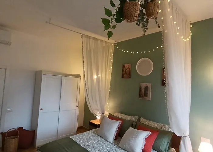 Appartamento Colors Of 2 Bedrooms, Near Center, Near Bus Stop Firenze